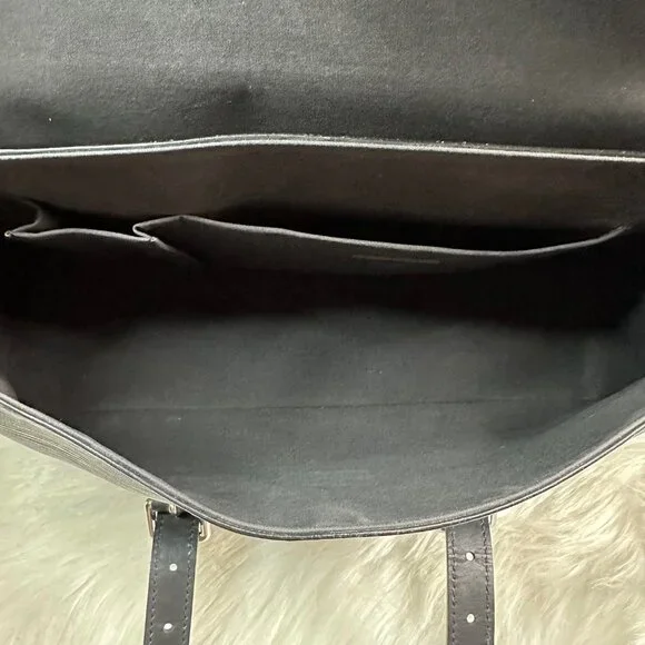 Authentic Louis Vuitton Segur Epi Leather Shoulder Bag - Picture 11 of 16